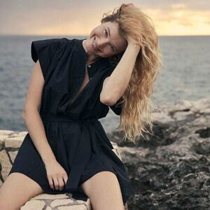 DOEN BRAND NEW BLACK DRESS